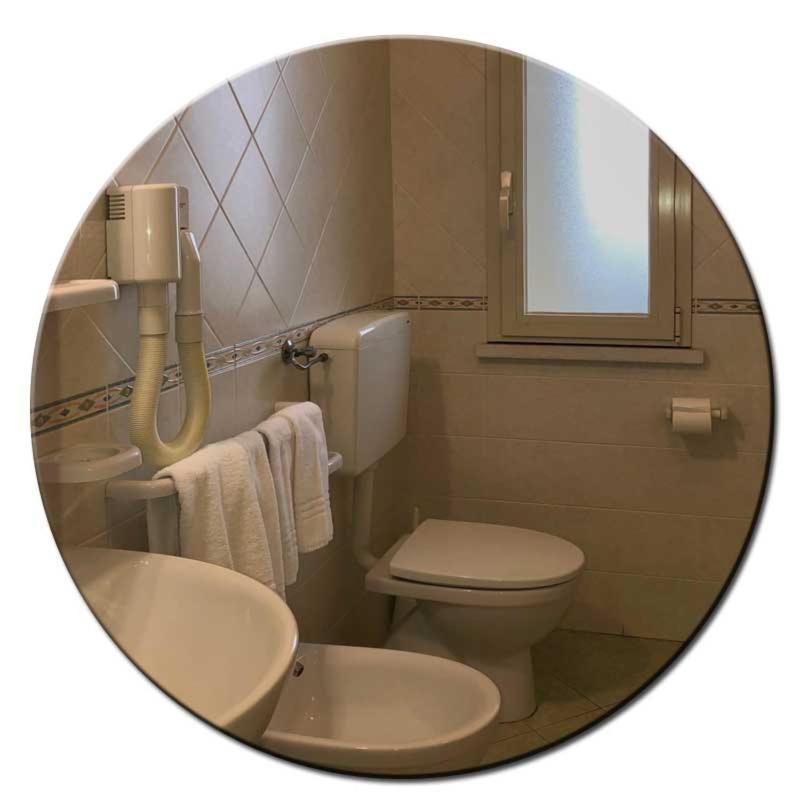 Hotel Amedea Cervia Bagian luar foto