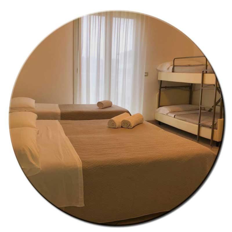 Hotel Amedea Cervia Bagian luar foto