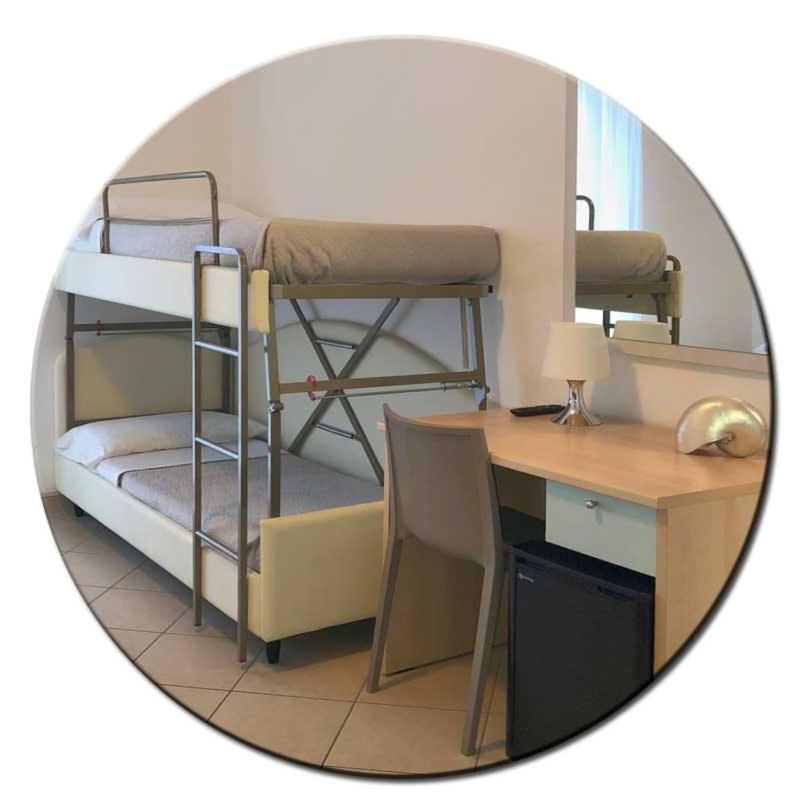 Hotel Amedea Cervia Bagian luar foto