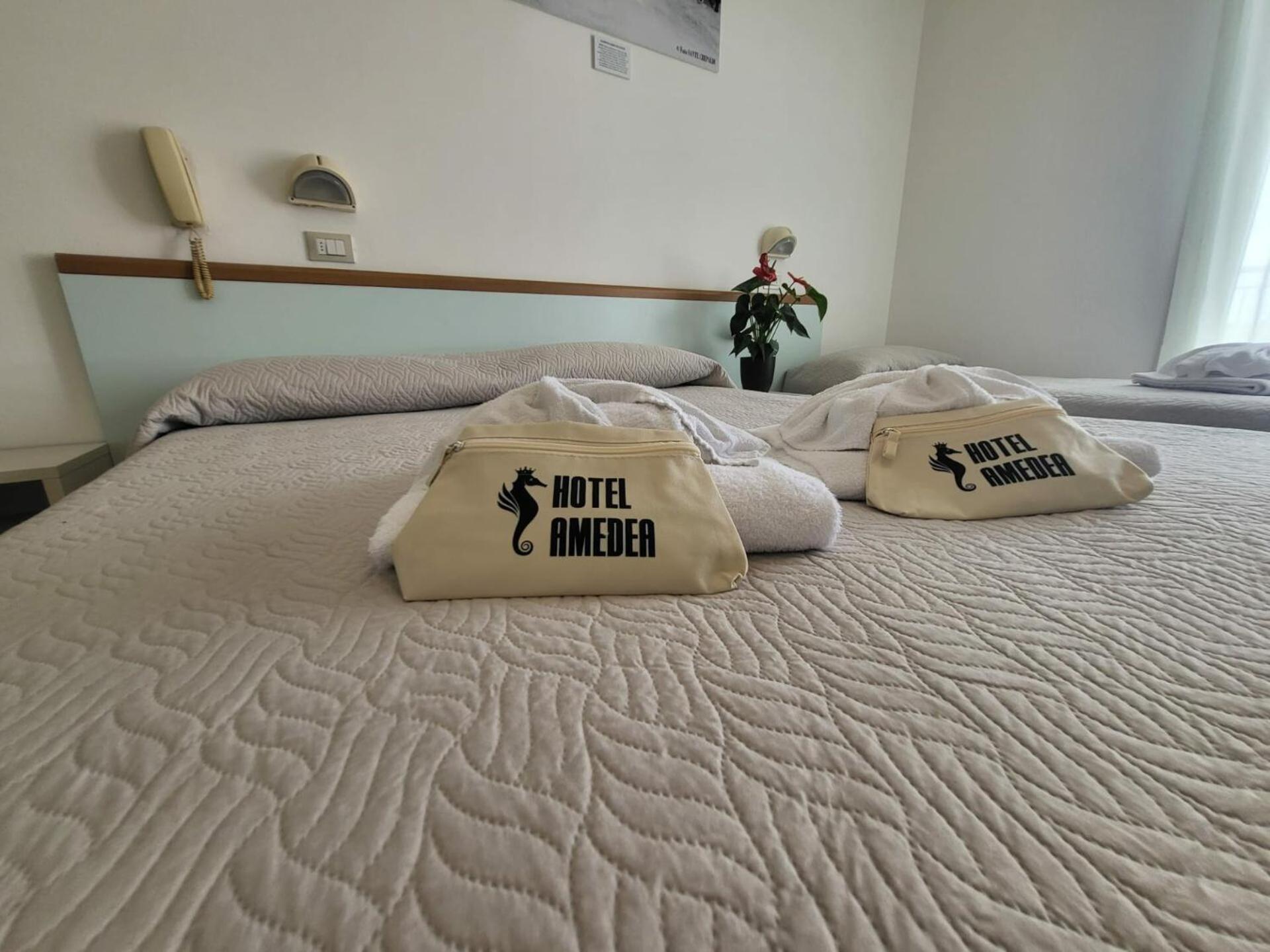 Hotel Amedea Cervia Bagian luar foto