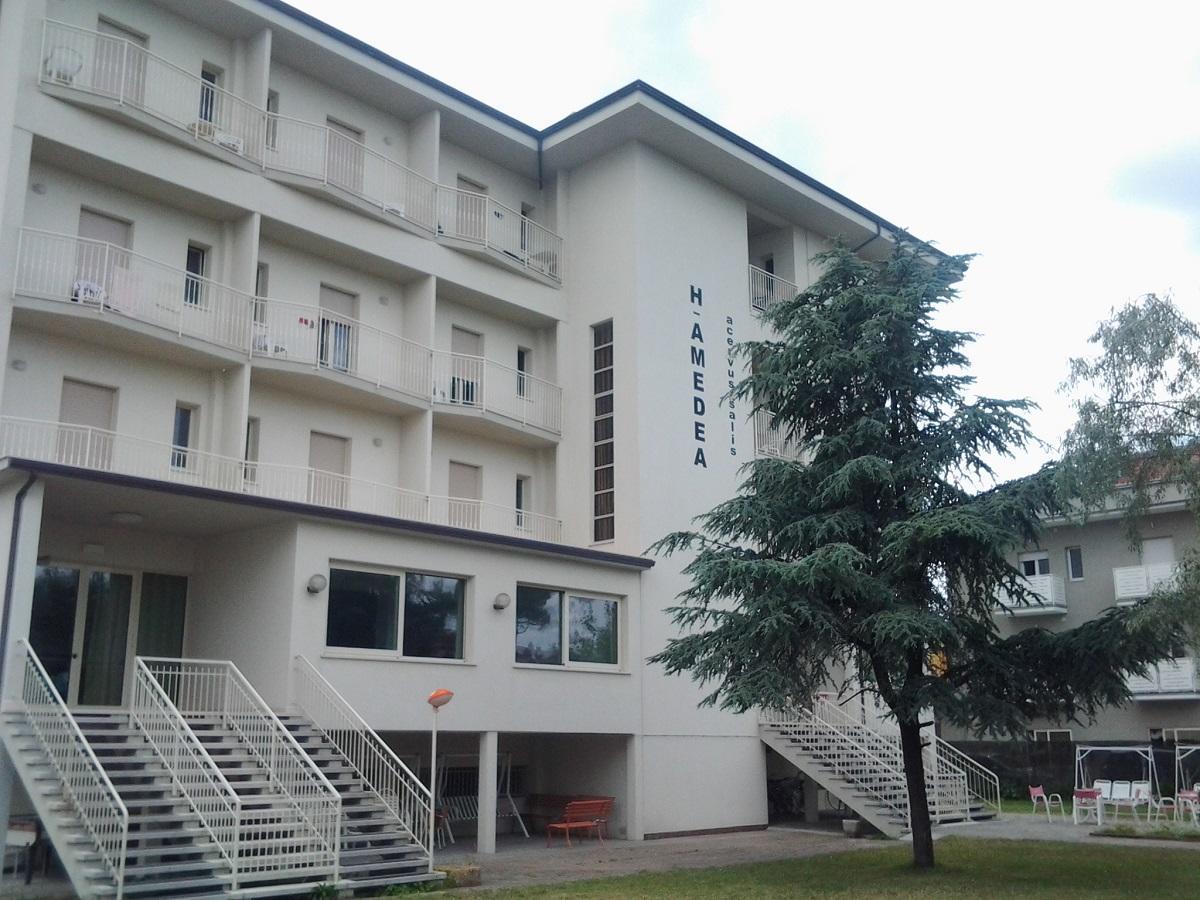 Hotel Amedea Cervia Bagian luar foto