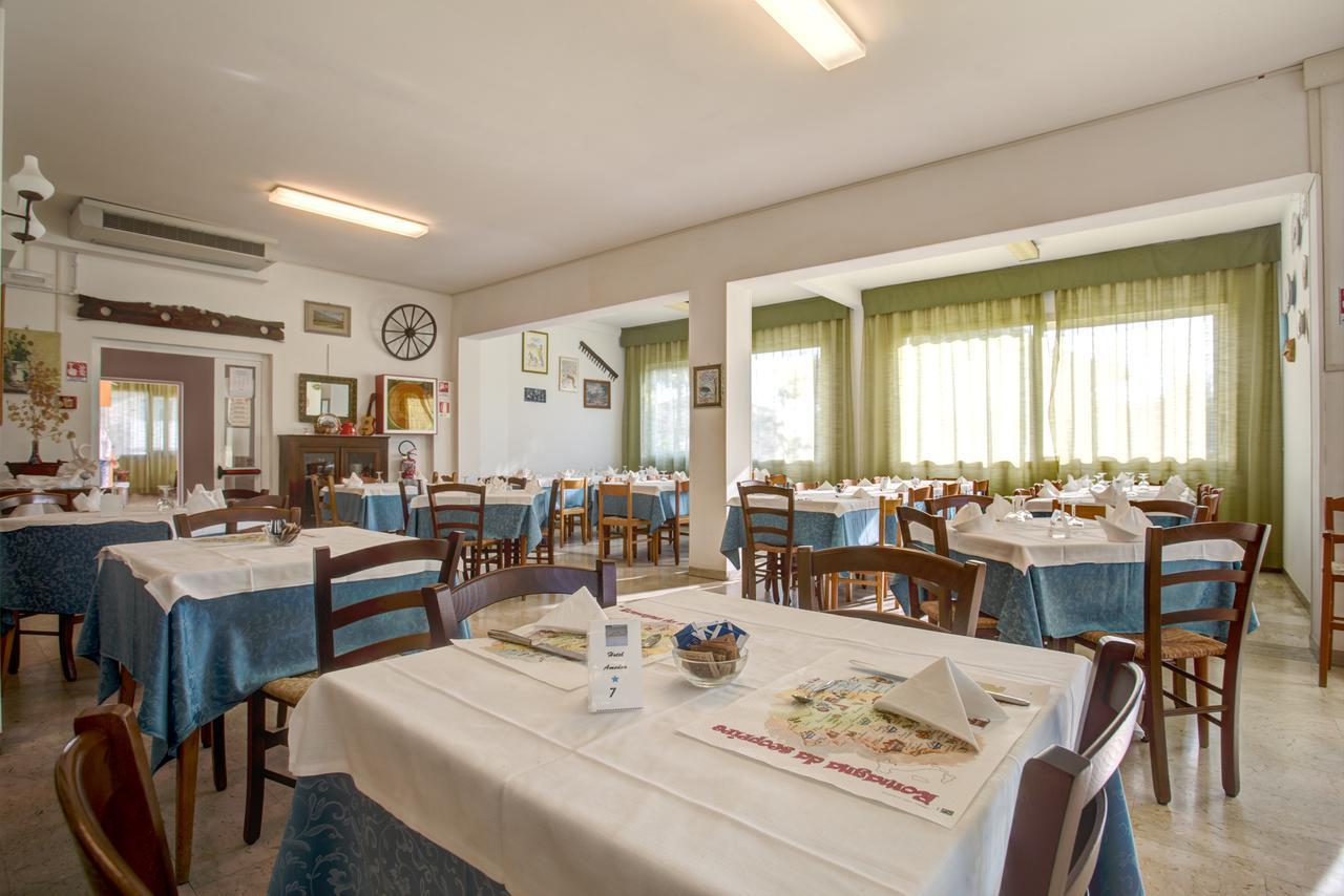 Hotel Amedea Cervia Bagian luar foto