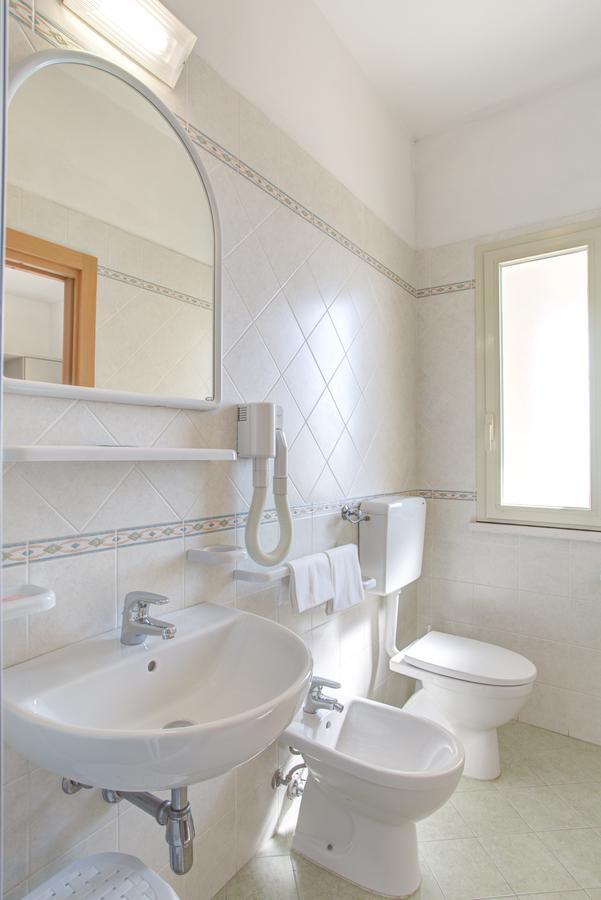 Hotel Amedea Cervia Bagian luar foto